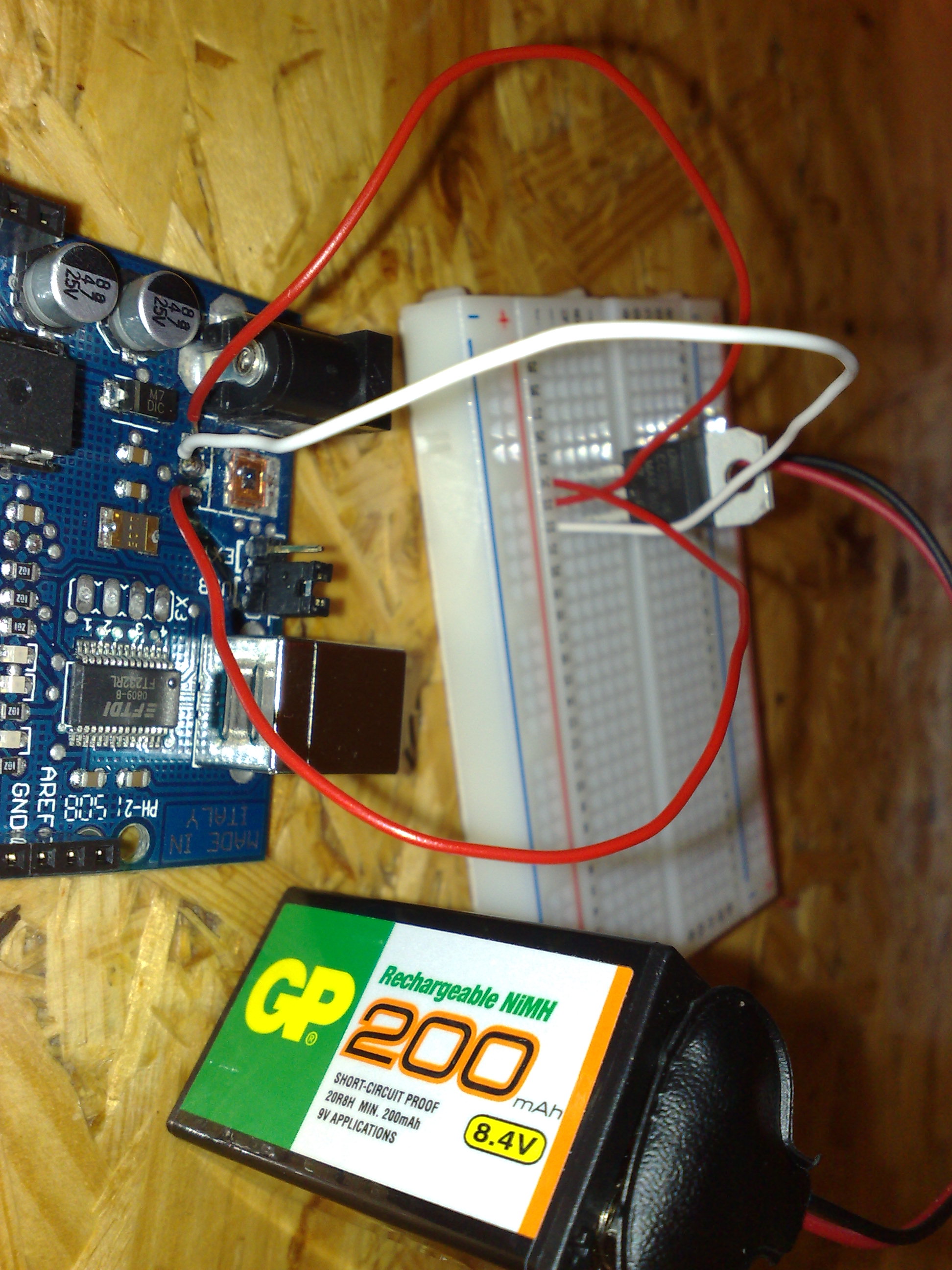 Arduino with broken voltage regulator 2